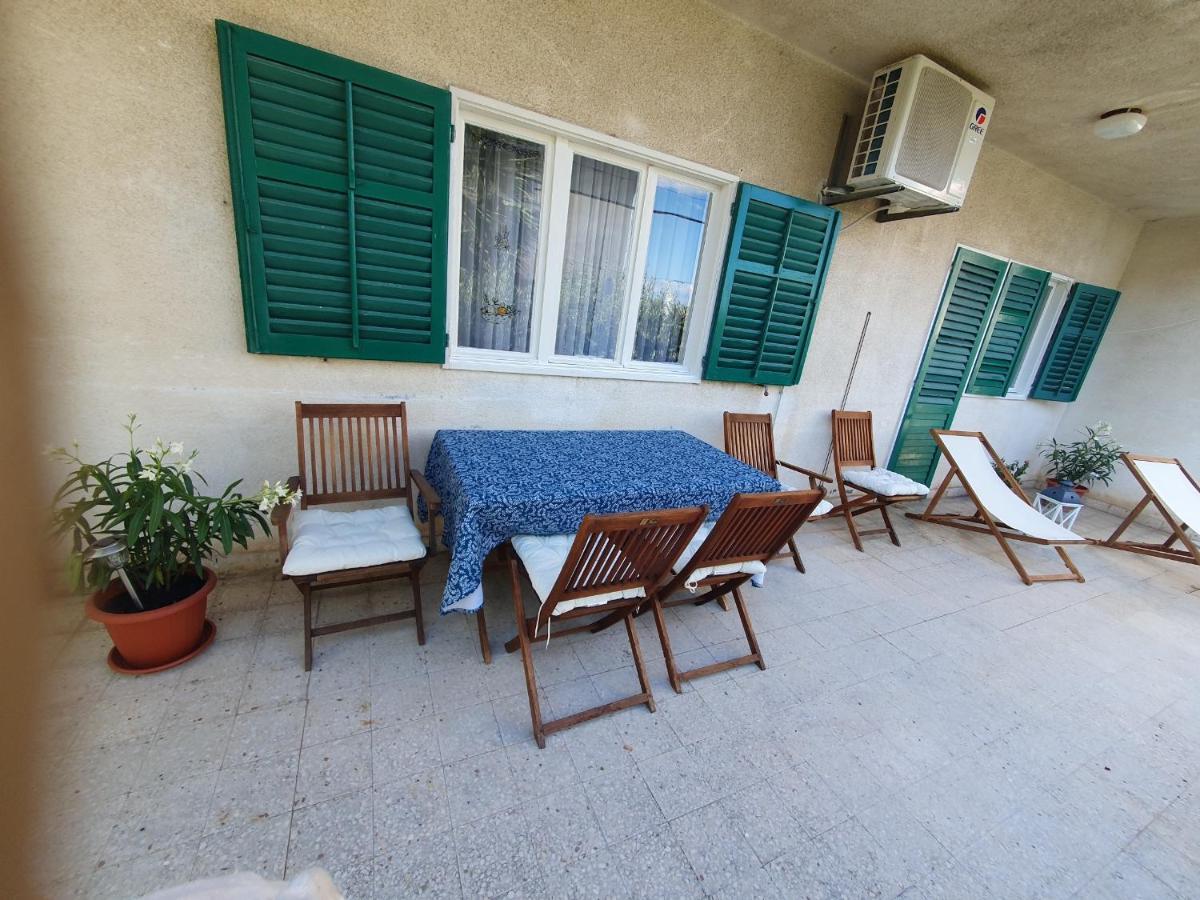 Apartment Lana Trogir Ngoại thất bức ảnh