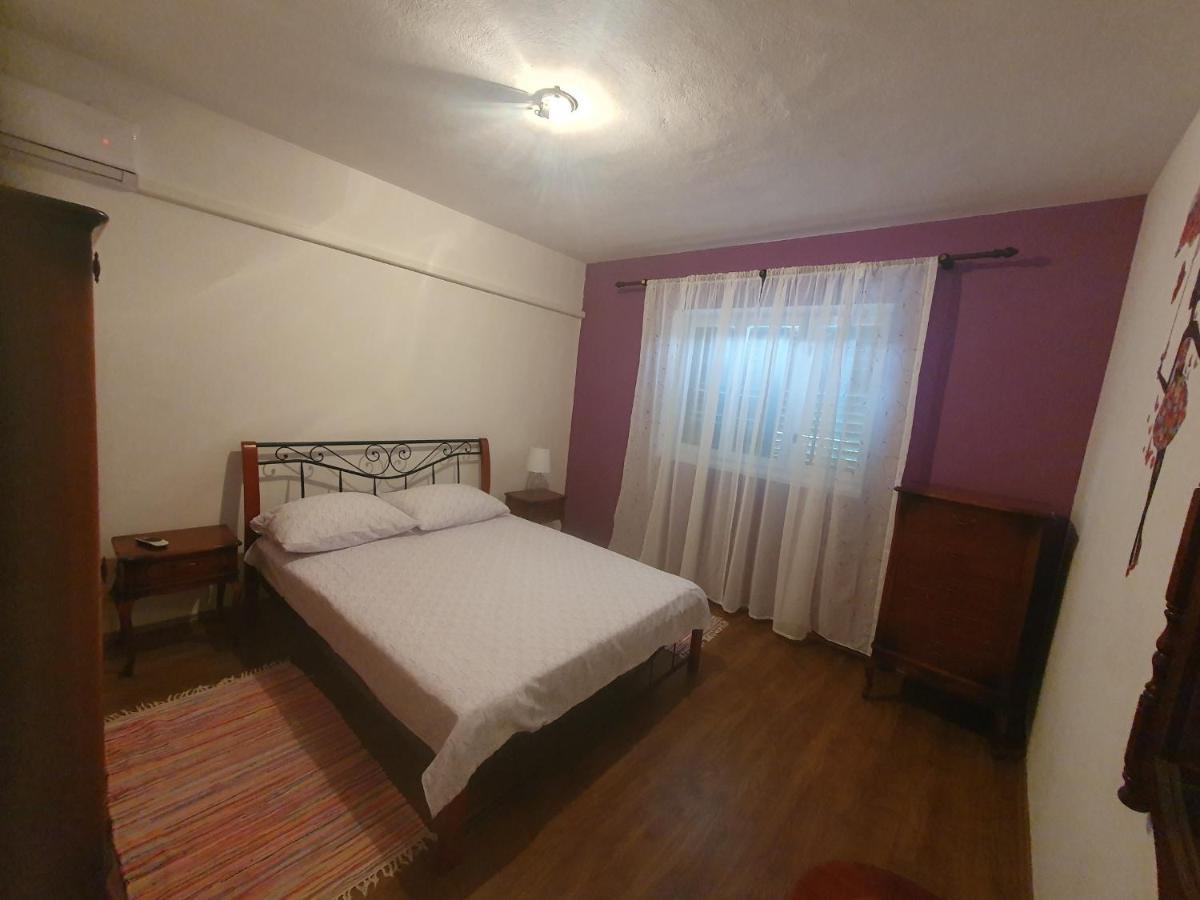 Apartment Lana Trogir Ngoại thất bức ảnh
