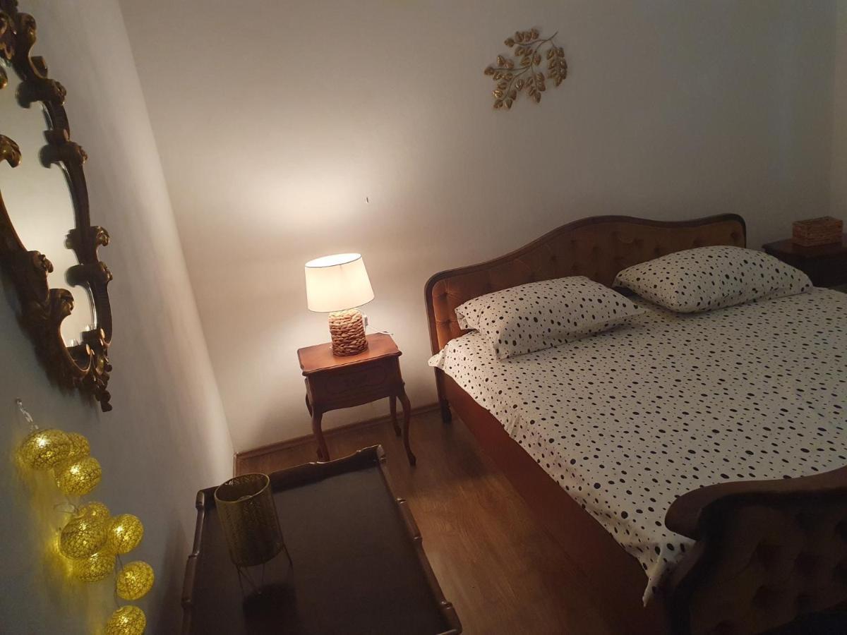 Apartment Lana Trogir Ngoại thất bức ảnh