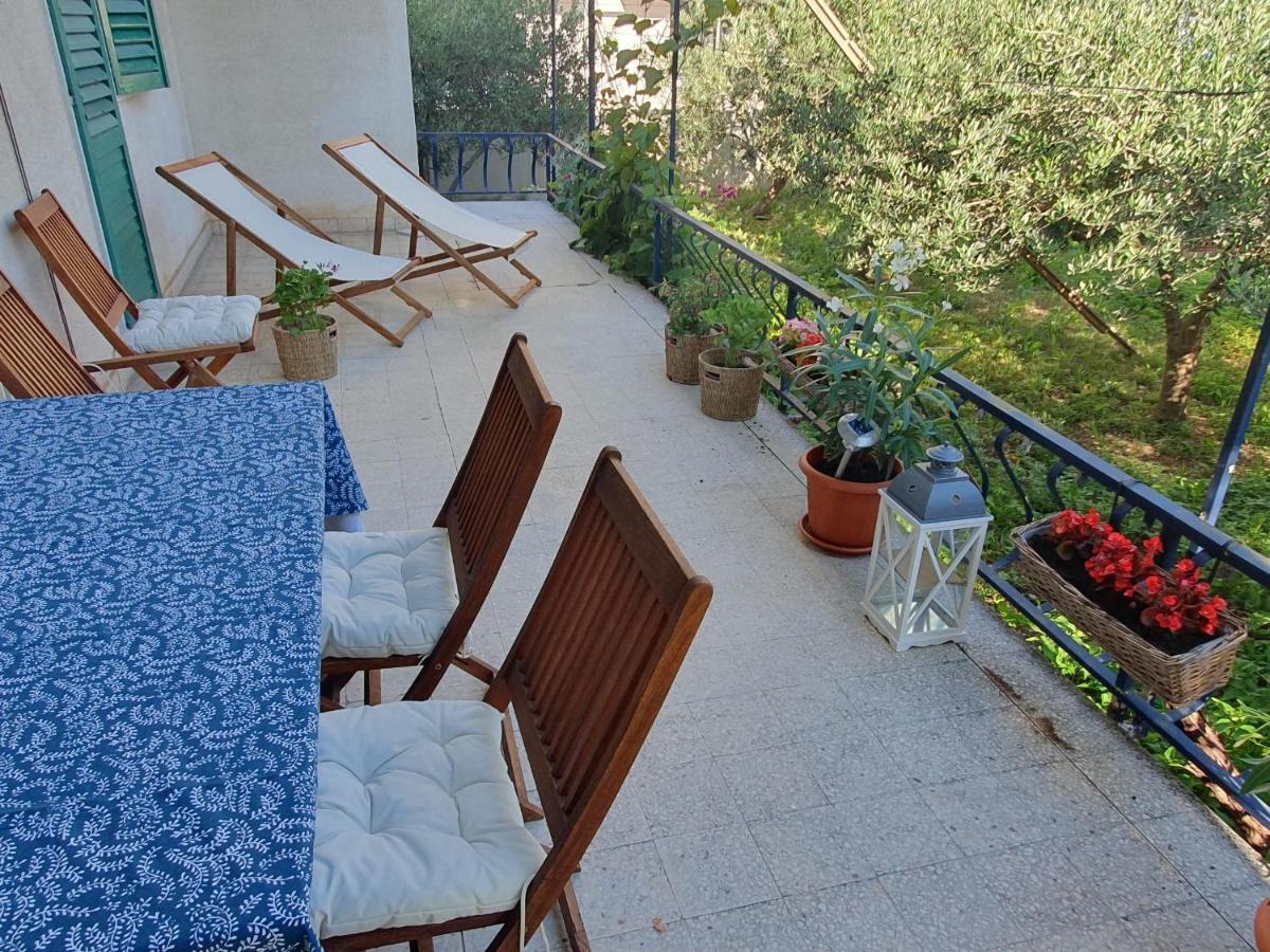 Apartment Lana Trogir Ngoại thất bức ảnh