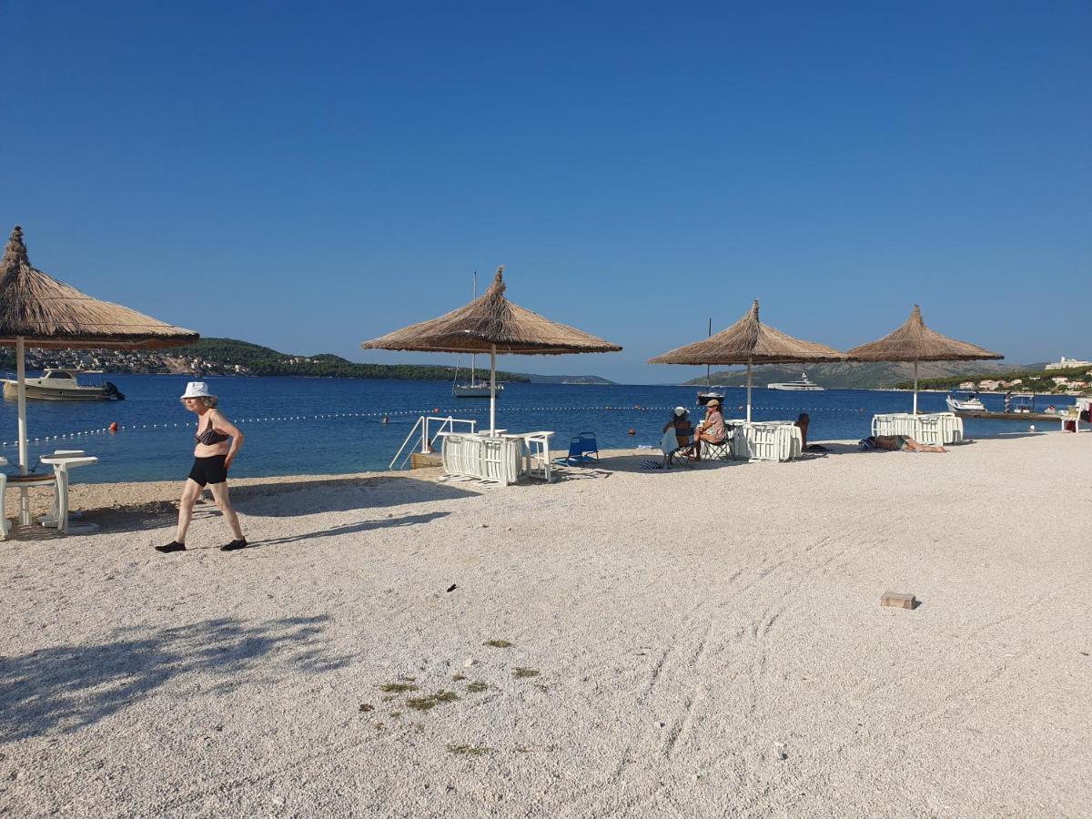 Apartment Lana Trogir Ngoại thất bức ảnh